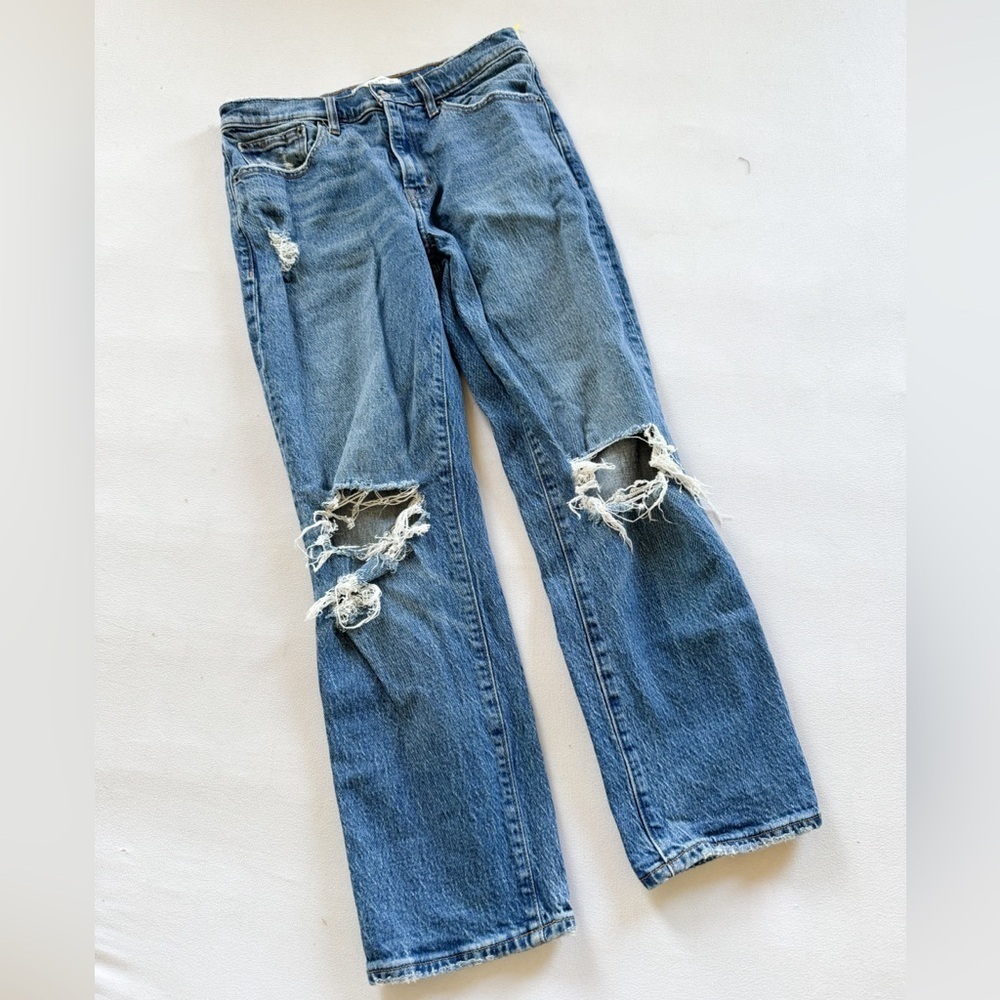 Abercrombie & Fitch Boyfriend Midrise Distressed Jeans size 27/4 048-D